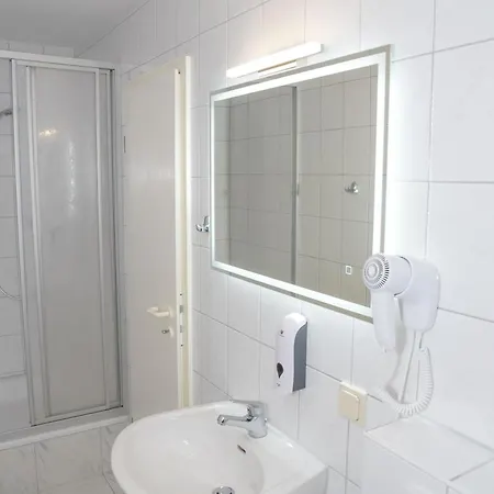 Thur Apartment